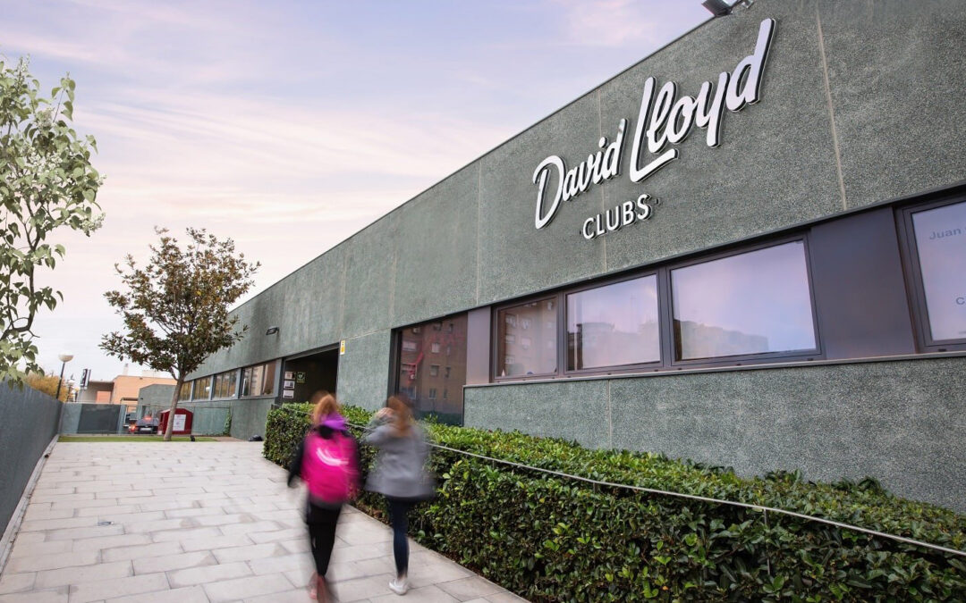 GEDA organiza un desayuno de trabajo en las instalaciones de David Lloyd en Zaragoza